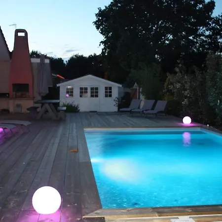 Grande Maison Familiale Piscine Et Jardin * Гюжан-Местрас