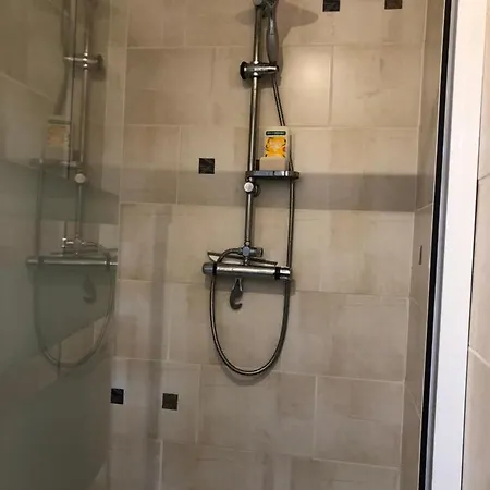 Grande Maison Familiale Piscine Et Jardin Вилла