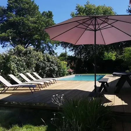 Grande Maison Familiale Piscine Et Jardin