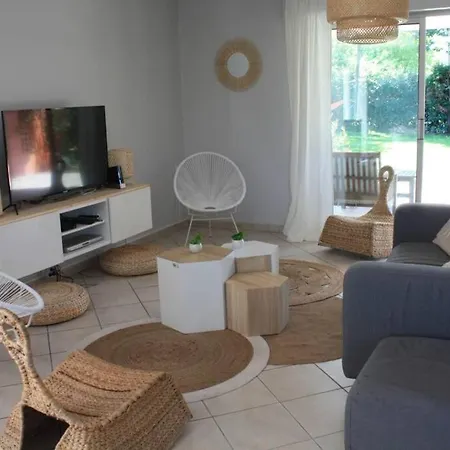 Grande Maison Familiale Piscine Et Jardin Villa